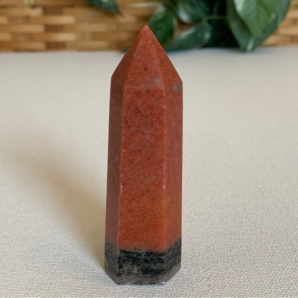 Red Calcite Crystal Tower Healing Point Obelisk Chakra Stone Reiki Wand 3.2" 68g - Picture 6 of 14